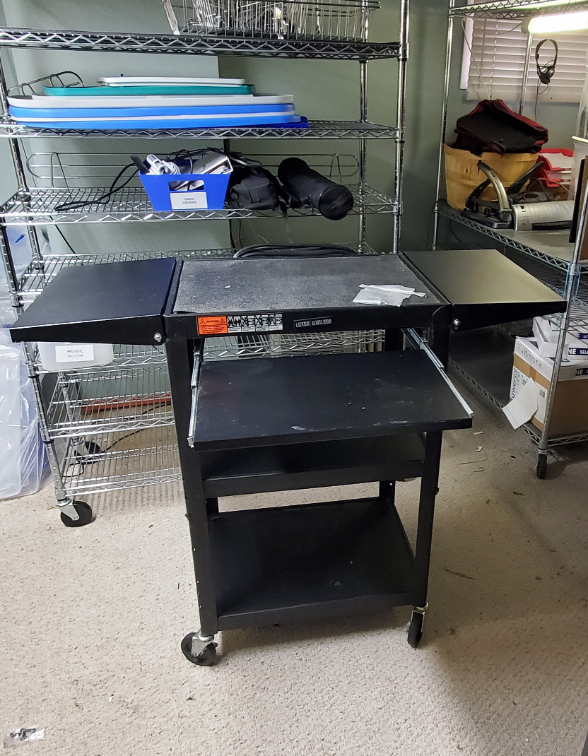 Luxor AV Keyboard Cart - Mobile Workstation