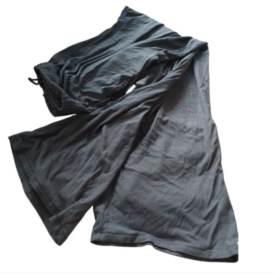 SKIMS Soft Lounge Pants image indicator(9)