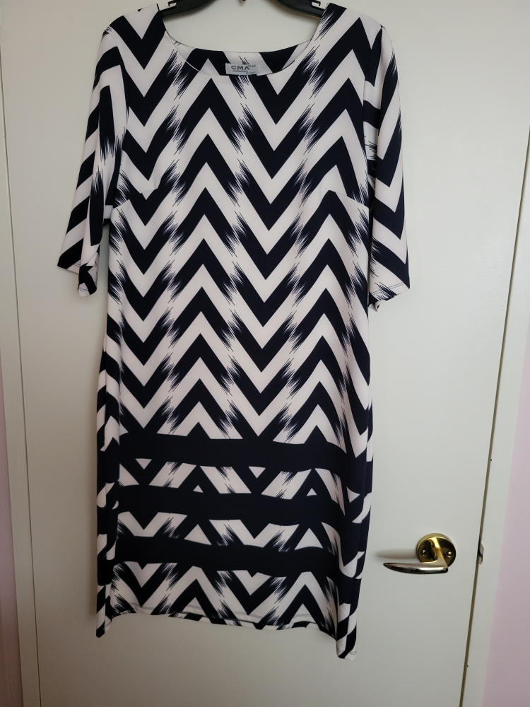 CMA Womens Chevron Print Short Sleeve Dress Size M