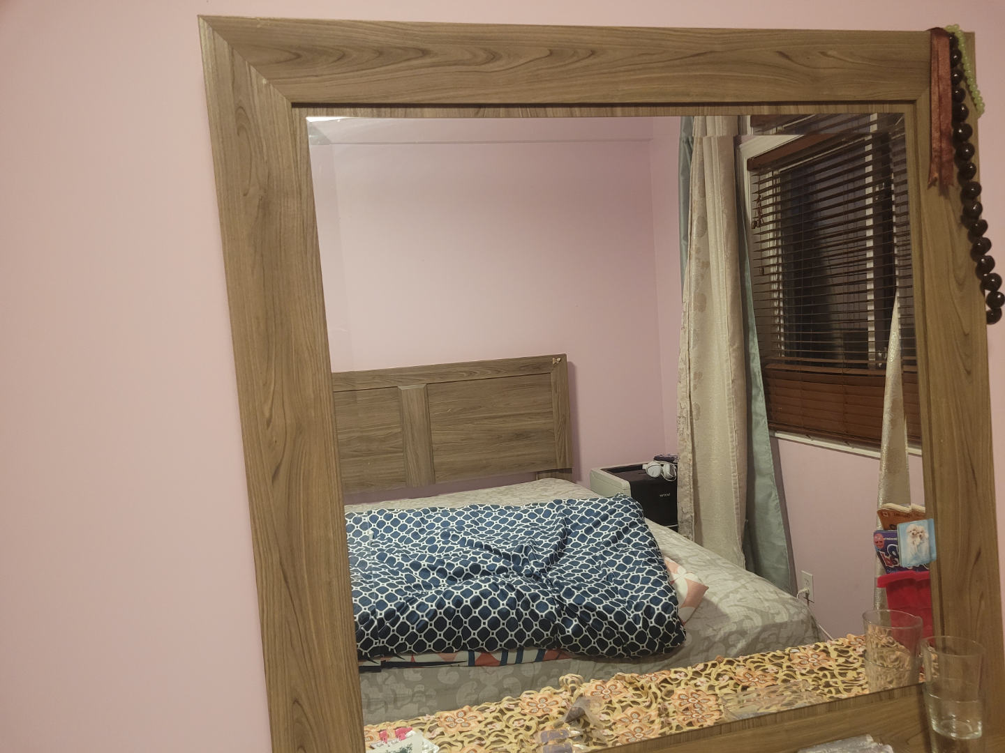 Bedroom Set - Queen Size Bed and Dresser - photo 3