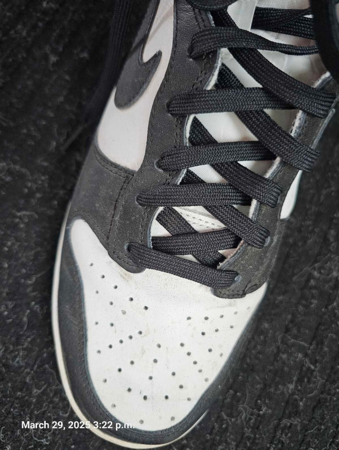 Nike Air Jordan 1 size 8.5 - photo 3