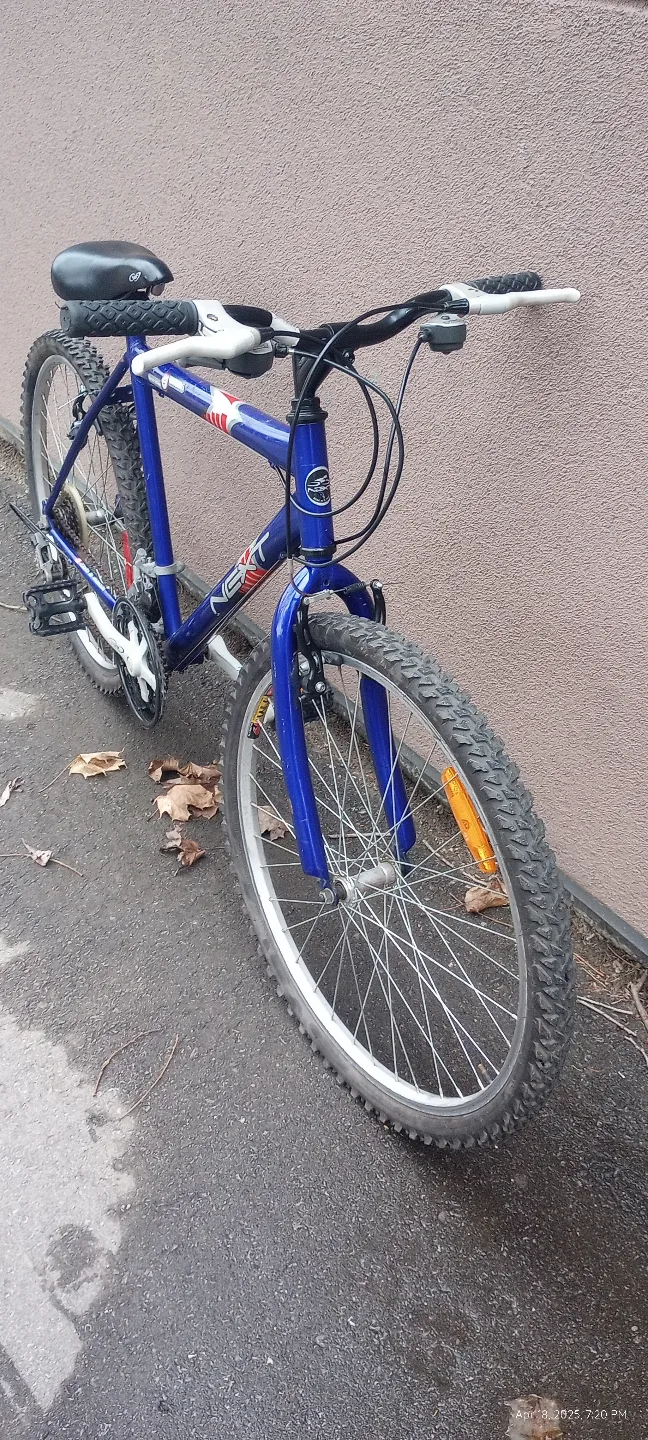 NEXT Laser 26" mountain Bike image indicator(2)