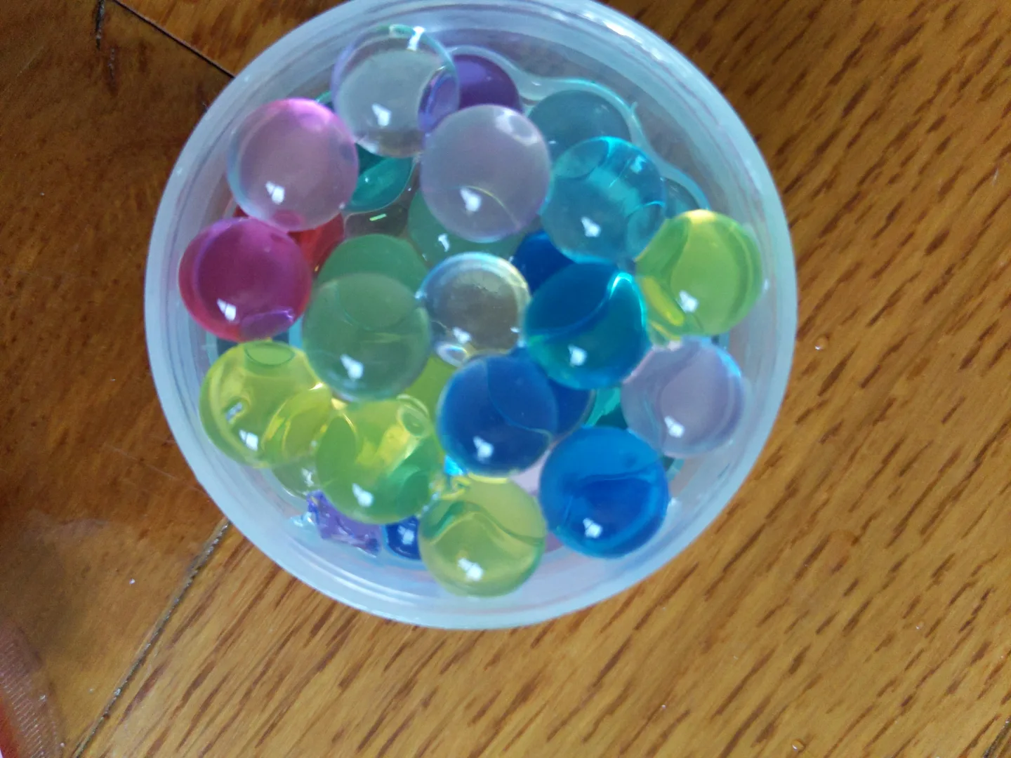 Lot of 4 containers of slime and water beads💚 image indicator(3)