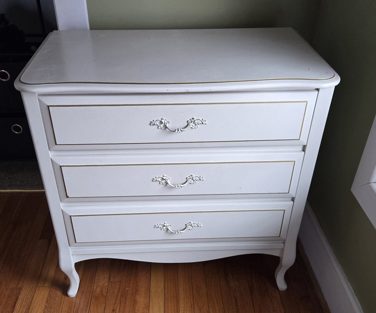 White French Provincial Bedroom Set - photo 2