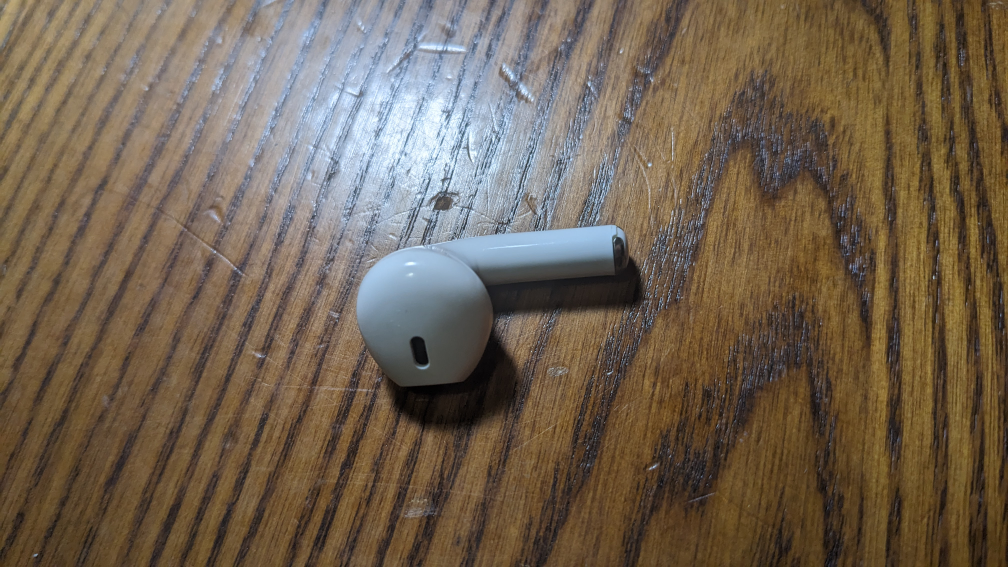 White Wireless Earbuds with Charging Case - photo 3