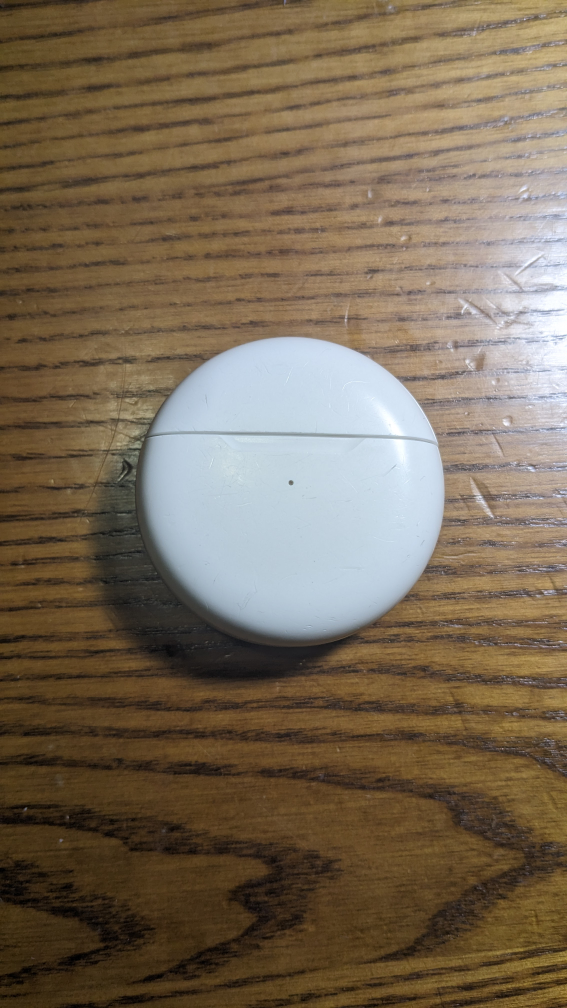 White Wireless Earbuds with Charging Case - photo 4