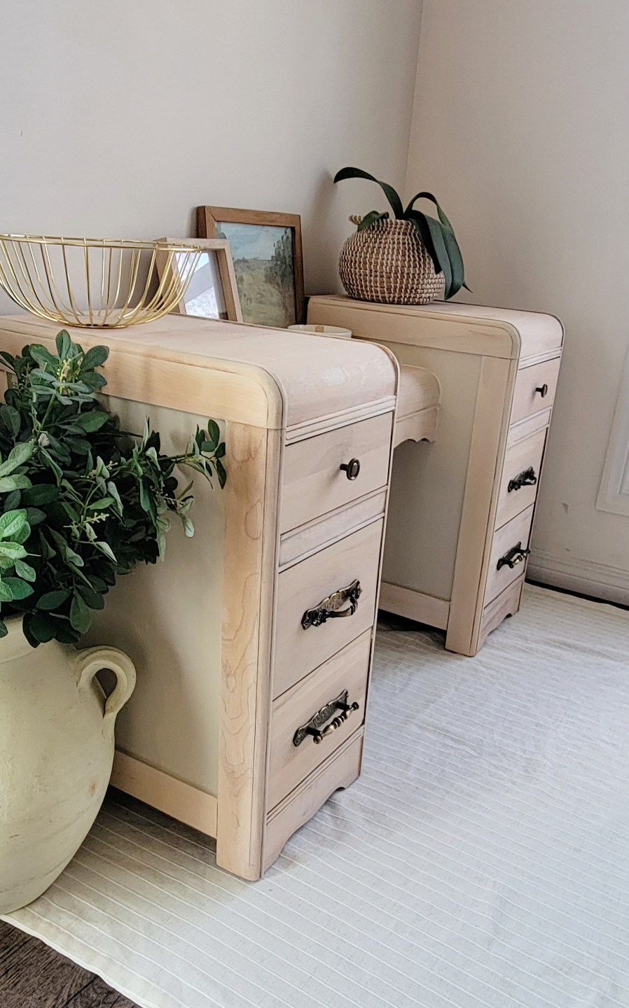 Vintage Vanity Set with Stool - photo 4