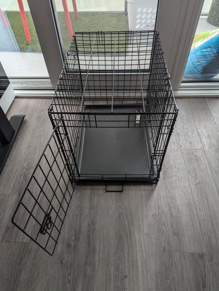 Black wire dog crate