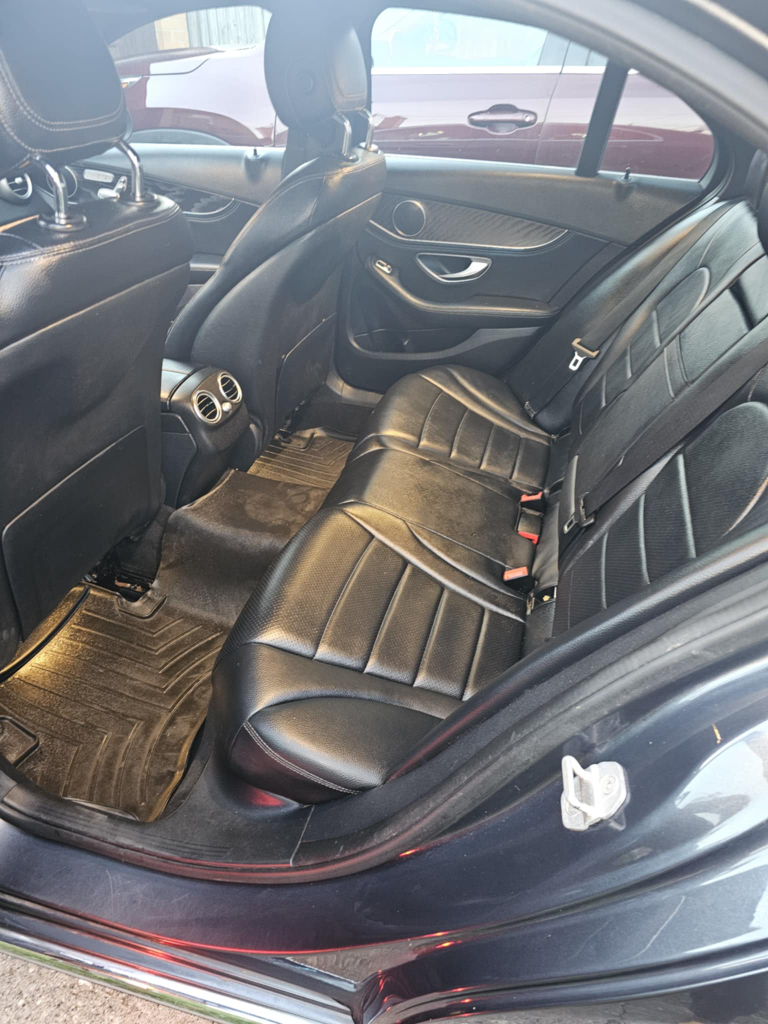 Mercedes-Benz C300 4MATIC Sedan - photo 5