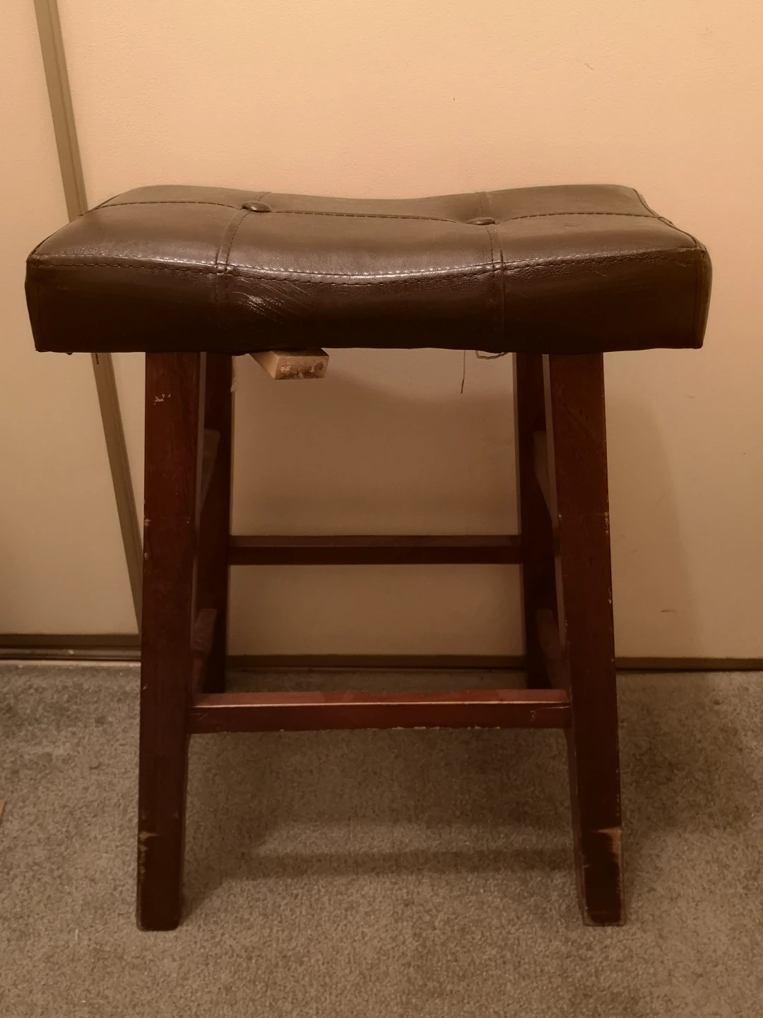 💚 Brown Leatherette Bar Stool 💚