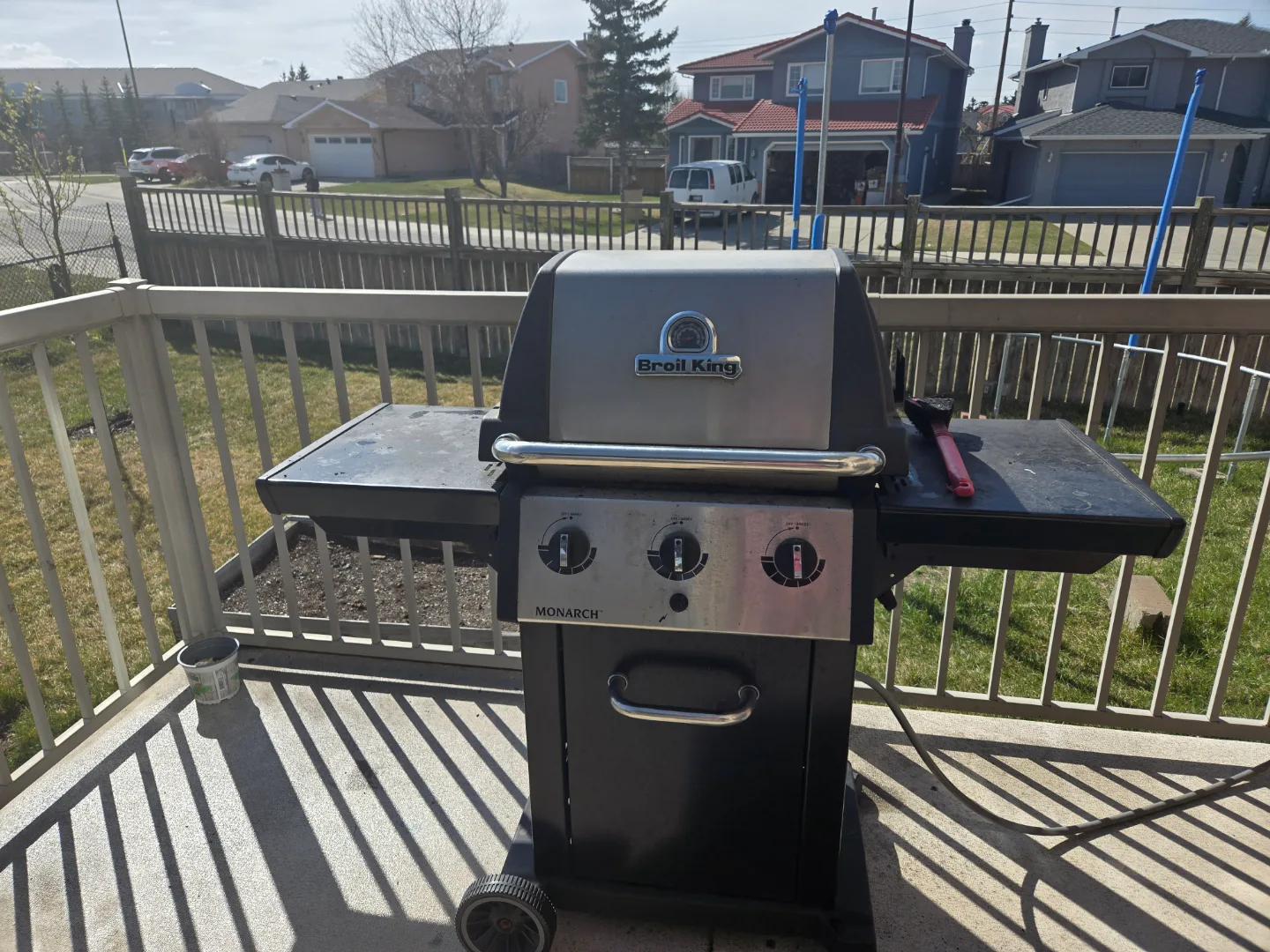 Broil King Monarch propane or gas BBQ thumbnail