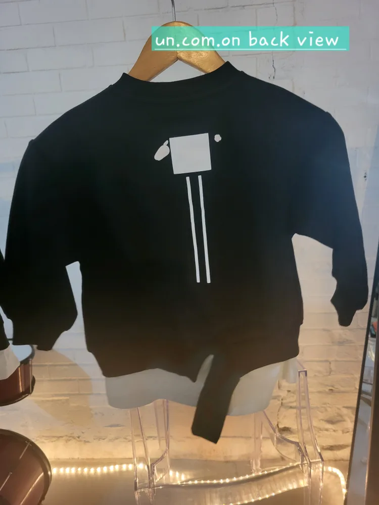 Black Cropped Sweatshirts for toddlers. Size 2T -5T image indicator(4)