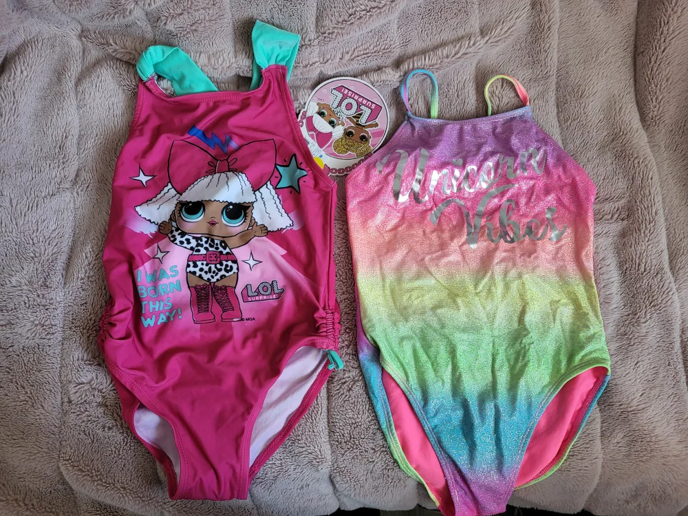 7 girl's swimsuits size 10-12 image indicator(3)