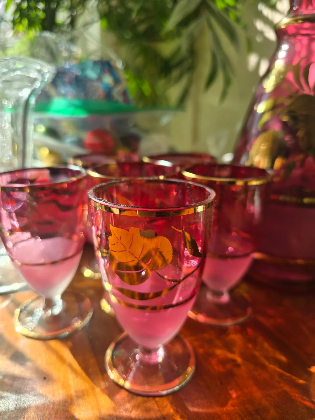 💚🌱Vintage Pink Glass Decanter and Shot Glasses Set image indicator(6)