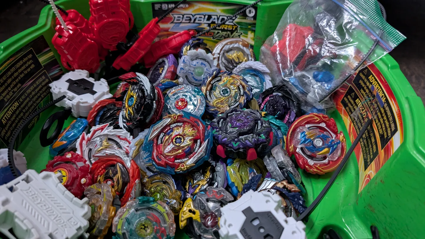 Beyblade Burst MEGA Lot - Read description!! image indicator(2)