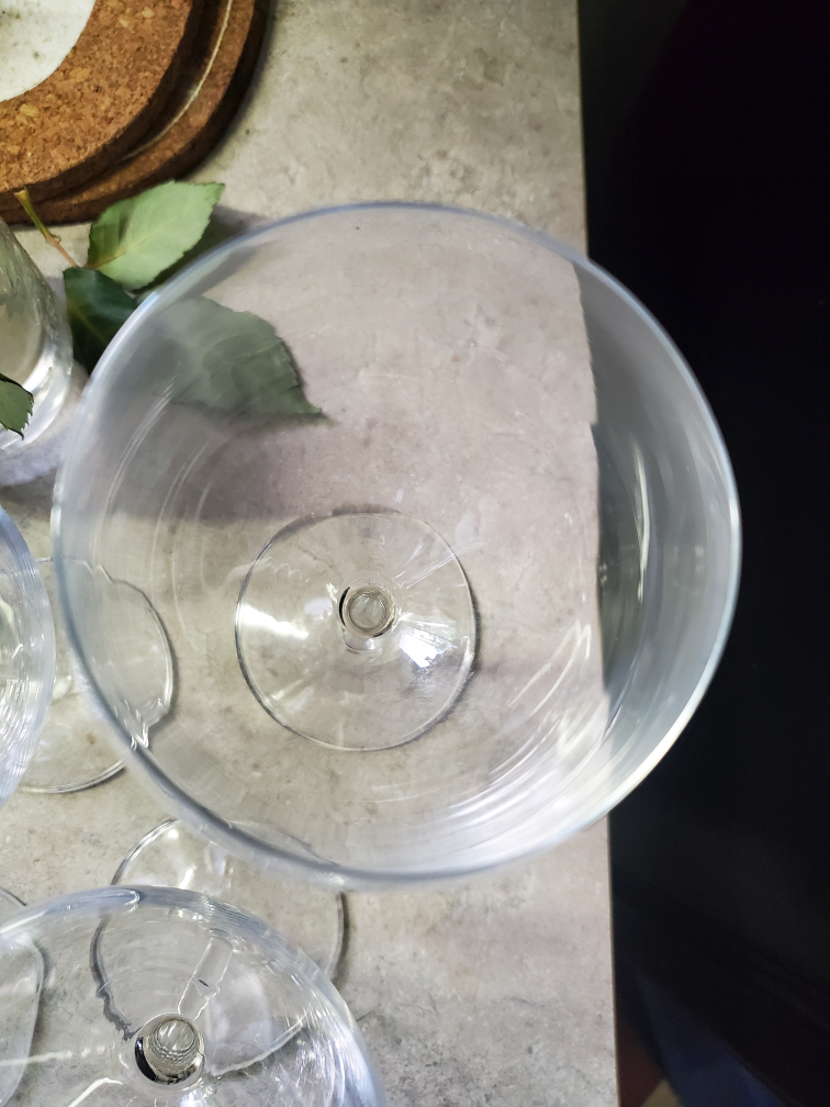 Set of Five Matching Wine Glasses + 2 - photo 3