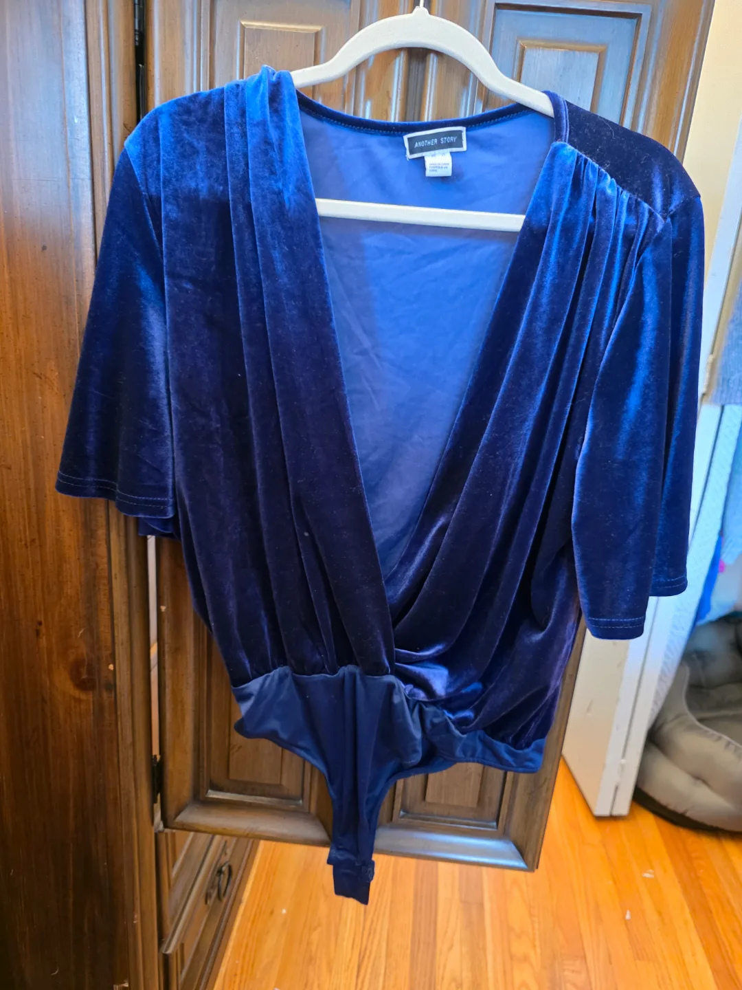 💚Another Story Velvet Bodysuit - Size XL thumbnail