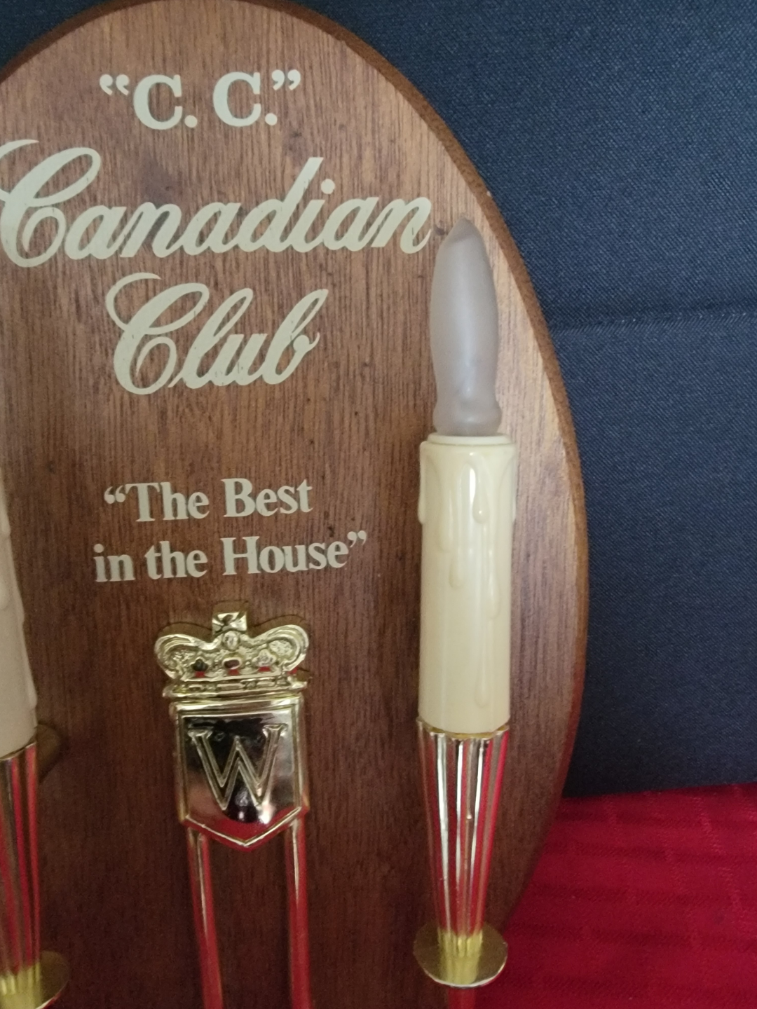 Vintage Canadian Club Whisky Light-Up Sign - photo 5