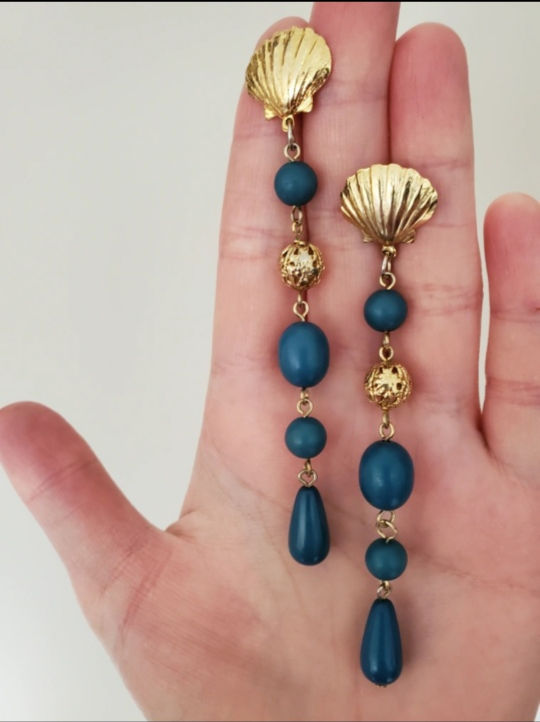 Stunning Vintage Earrings - photo 4