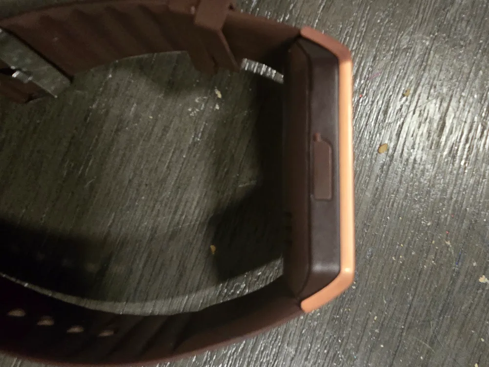 Rose Gold Smartwatch with Brown Band 💚 image indicator(3)