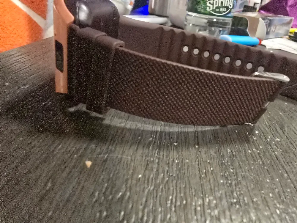 Rose Gold Smartwatch with Brown Band 💚 image indicator(4)