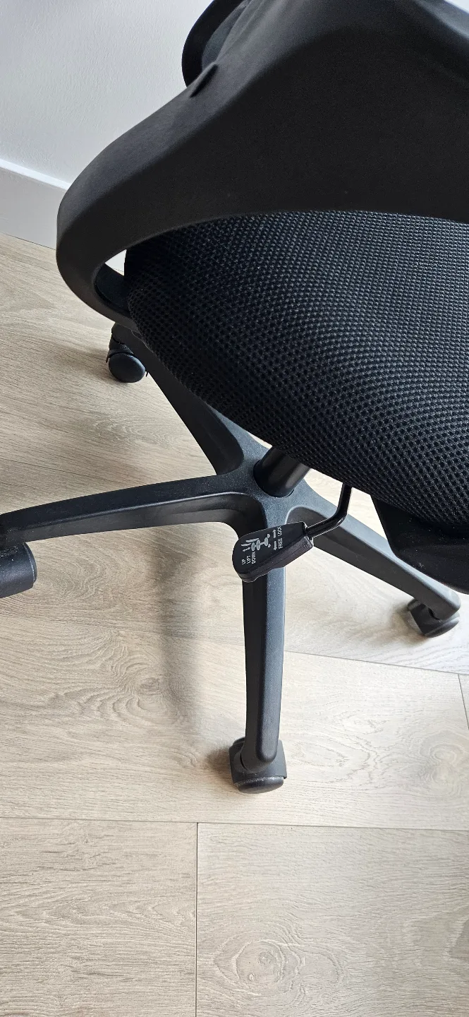 Black Mesh Office Chair image indicator(5)