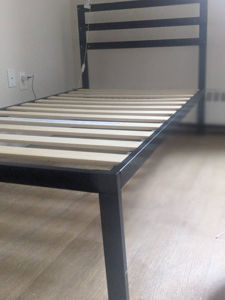 Zinus Mia Twin Metal Platform Bed Frame - photo 2