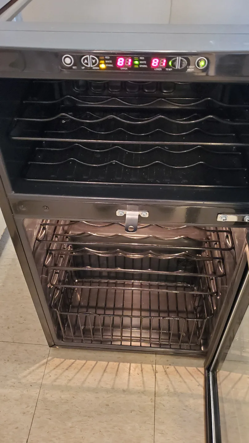 Salton Dual Zone Wine Cooler image indicator(2)