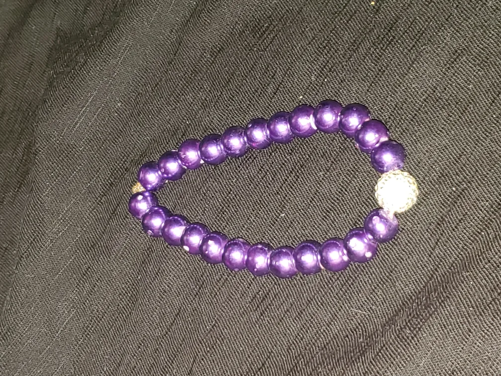 Assorted Rhinestone and Pearl Bracelets (Silver/Gold/Purple) image indicator(6)