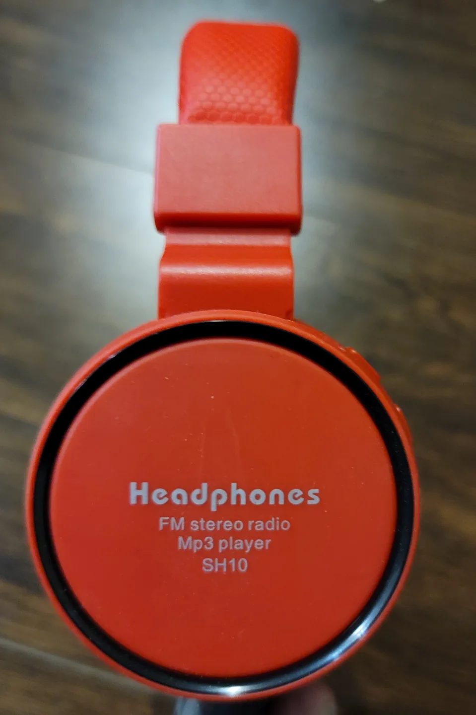 Red Headphones with Built-in MP3 Player image indicator(4)