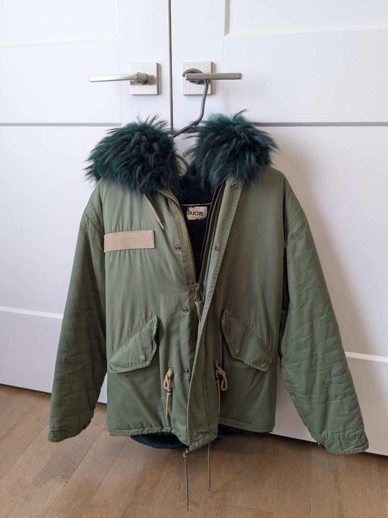 Duciē Green Parka with Teal Fur Trim - photo 3