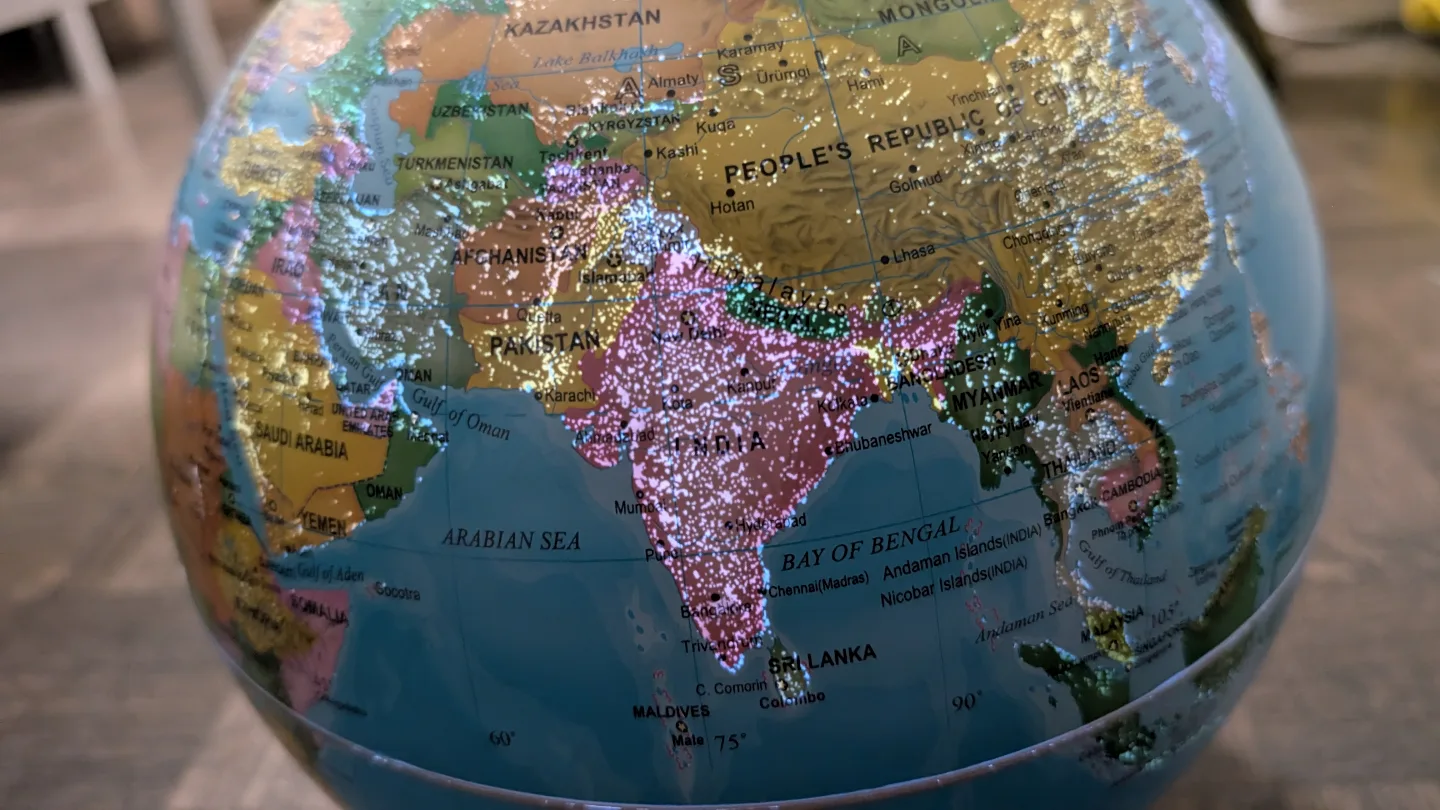 Vintage Illuminated Globe Lamp – Rare globe image indicator(5)