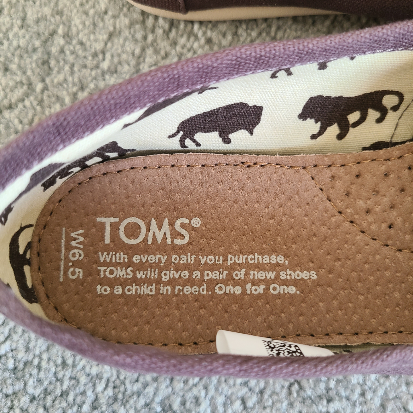 TOMS Women's Classic Slip-On Shoes - Size W6 - Dark Purple - photo 4