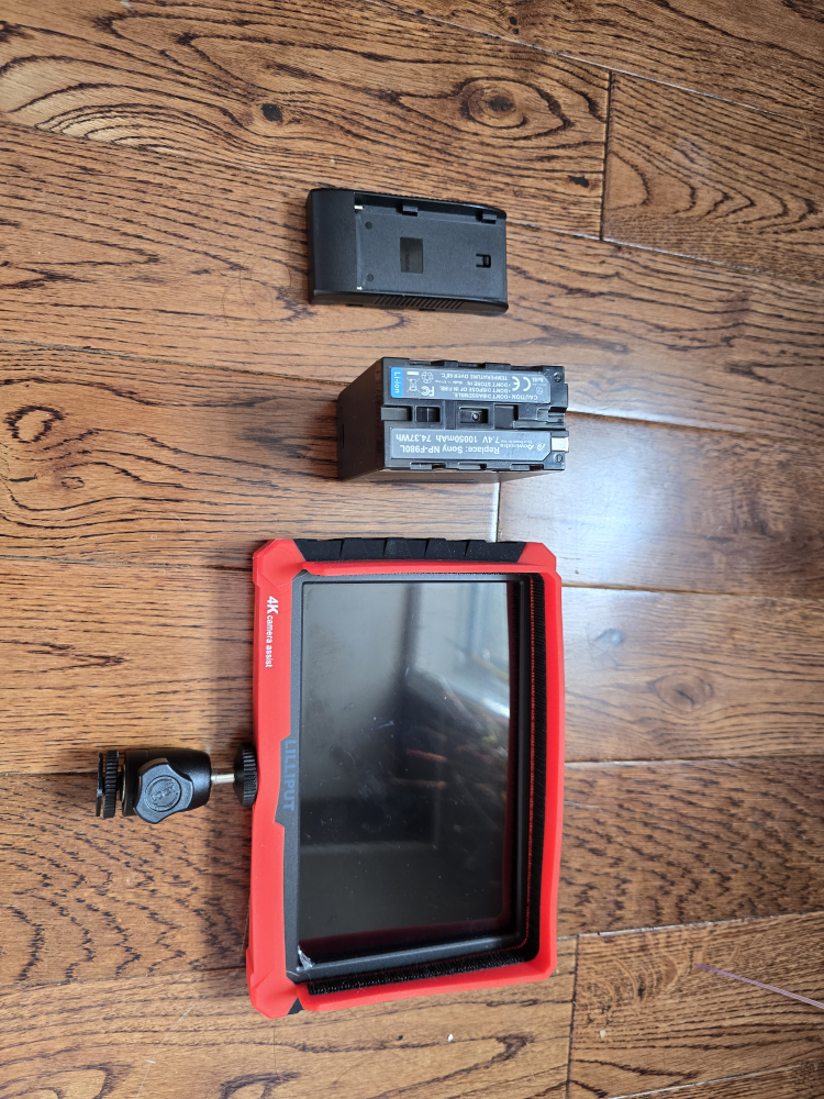 Liliput A7S On-Camera Monitor Kit - photo 3