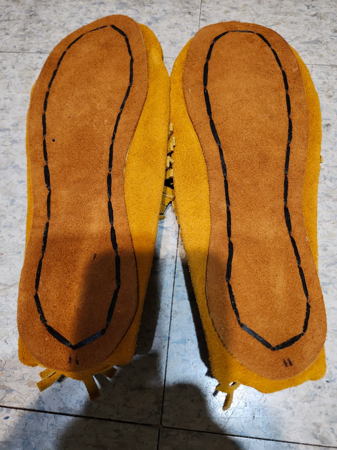 Men's Handmade Leather Moccasins image indicator(2)