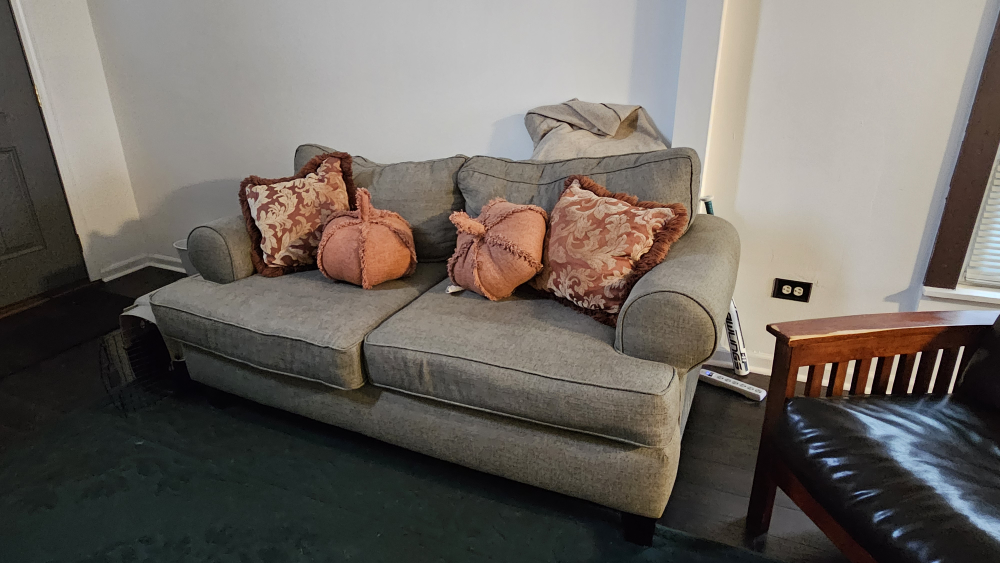 MOVING SALE,Gray Sofa - photo 3