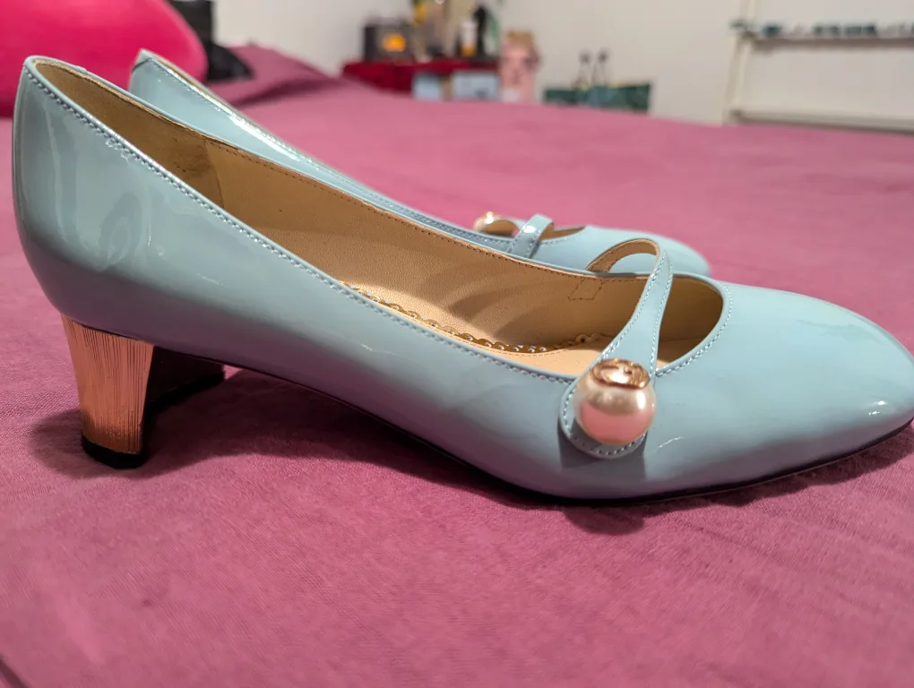 Gucci Light Blue Patent Leather Mary Janes image indicator(5)