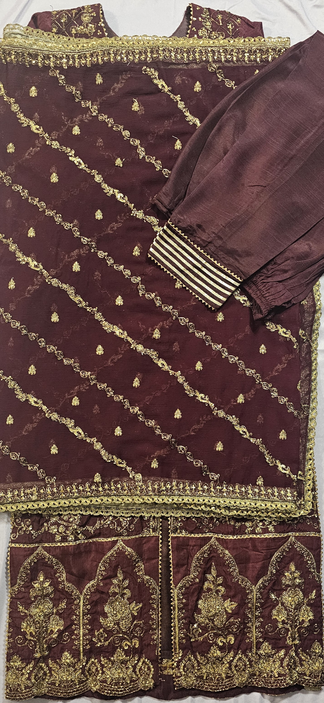Asim Jofa Maroon Embroidered 3-Piece Suit - photo 3