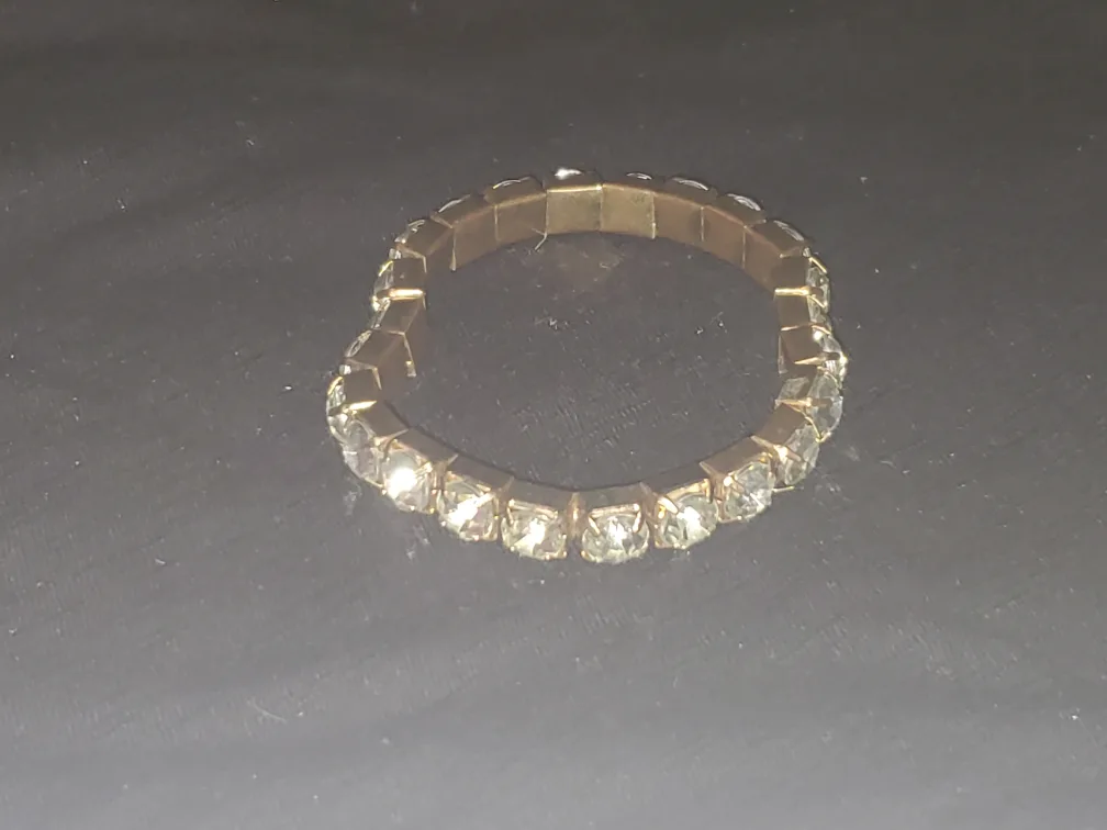 Assorted Rhinestone and Pearl Bracelets (Silver/Gold/Purple) image indicator(3)