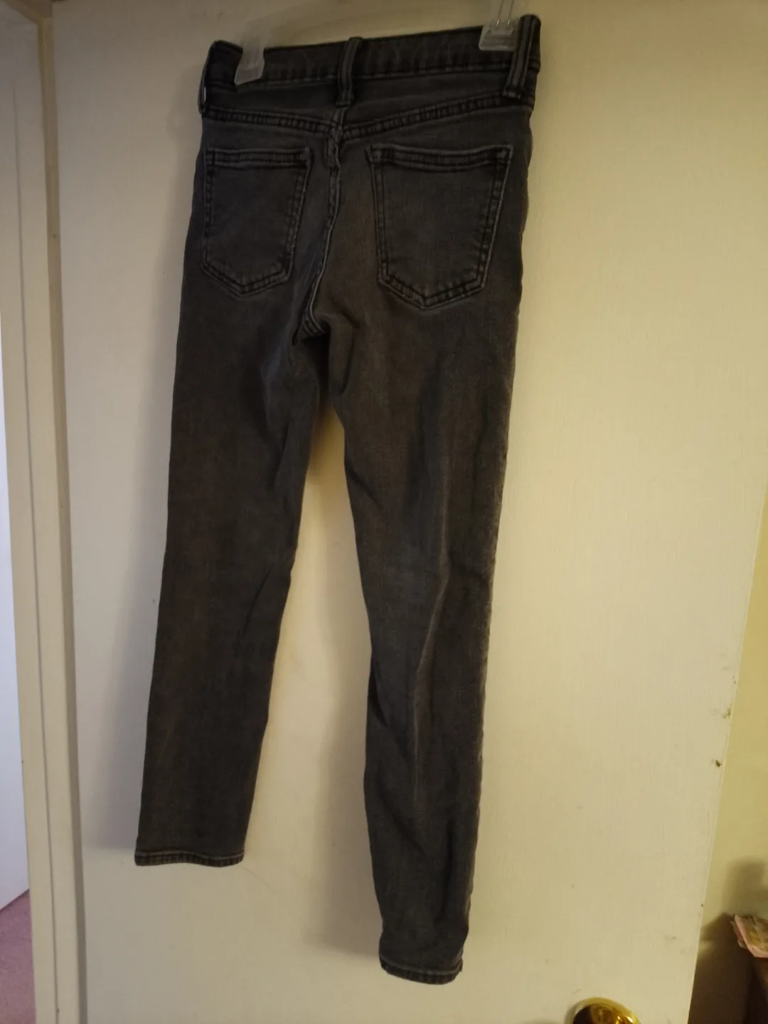 Old Navy Dark Grey Jeans Size 8 thumbnail