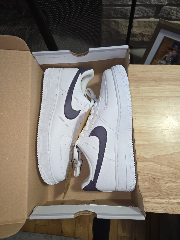 Nike Air Force 1 '07 Sneakers - Women's Size 8.5 - photo 4