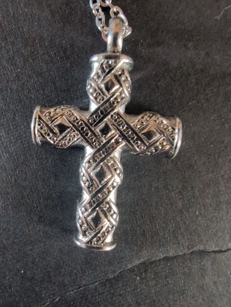 Silver Cross Necklace. (Cremation Ash Necklace) 💚