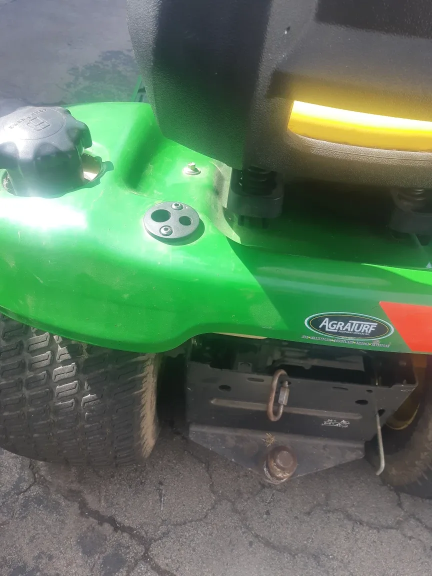 John Deere Lawn Tractor image indicator(4)