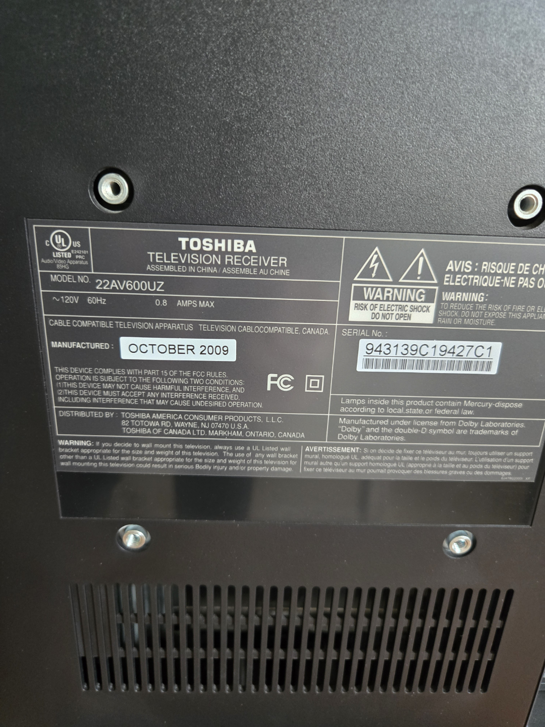 Toshiba 22AV600UZ 22-inch LCD HDTV - photo 3