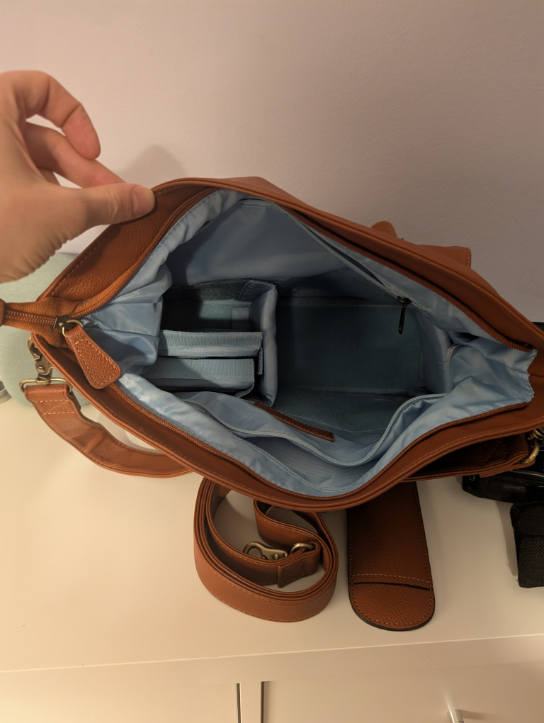 Johansen camera bag with shoulder strap - photo 2