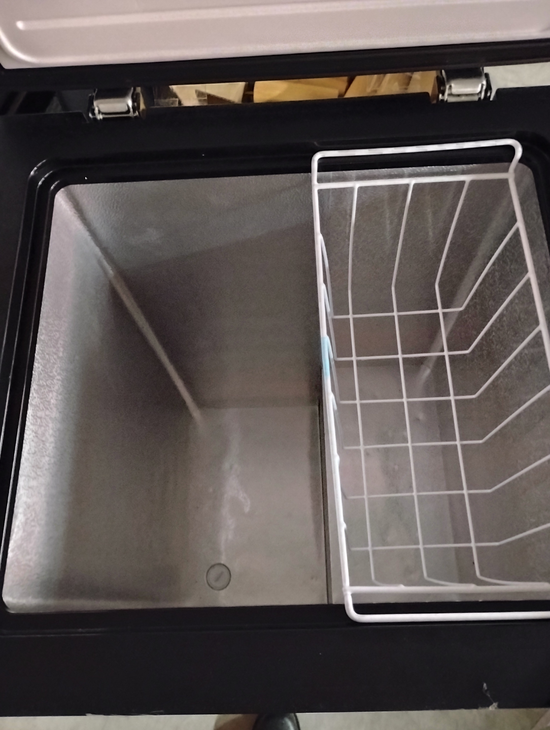 Arctic Air Chest Freezer - photo 3