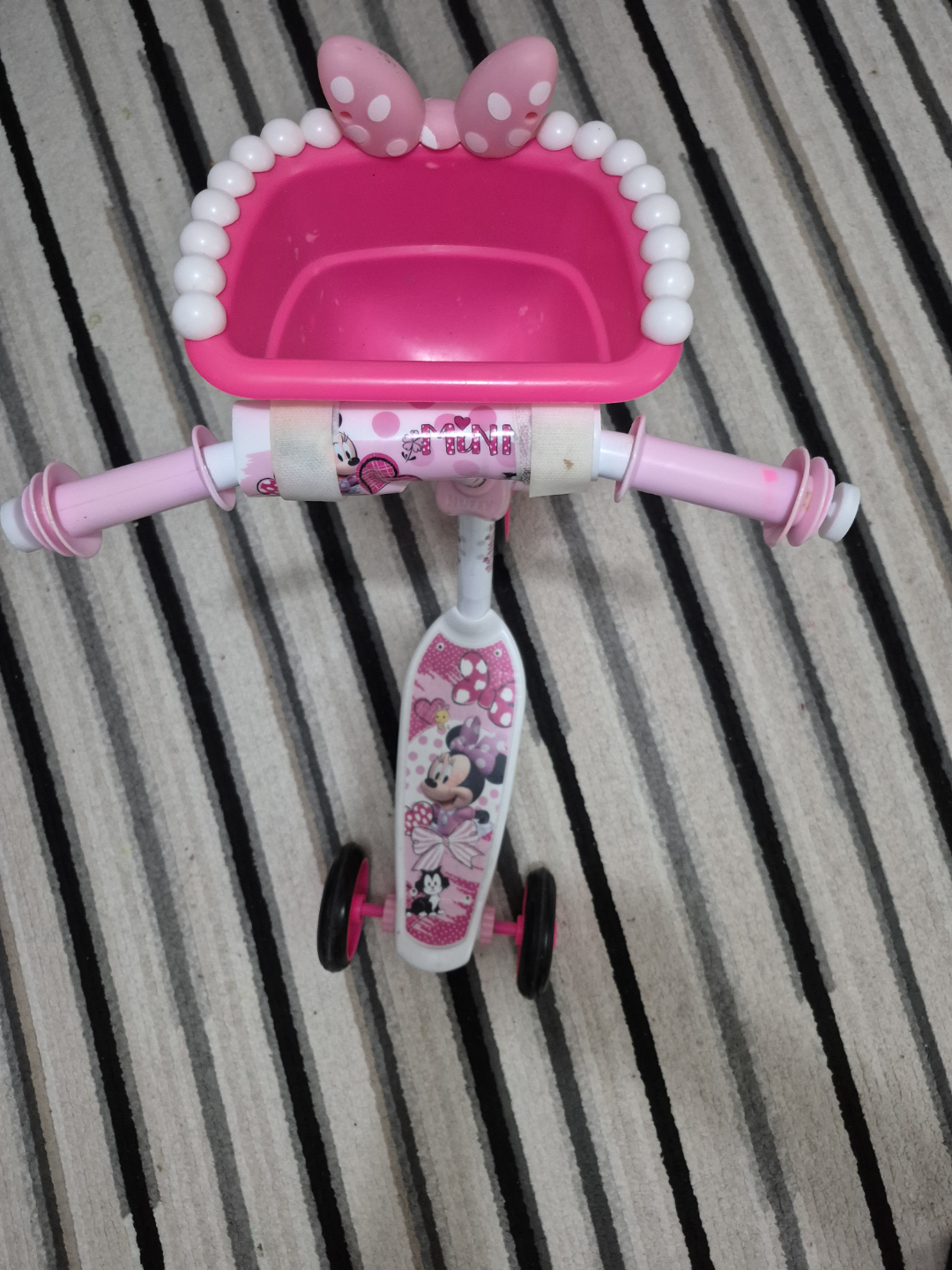 Huffy Minnie Mouse 3-Wheel Scooter