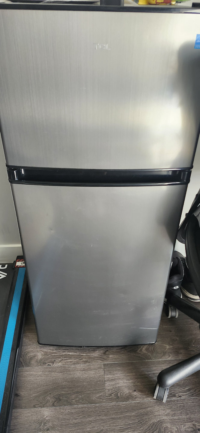 Fridge TCL
