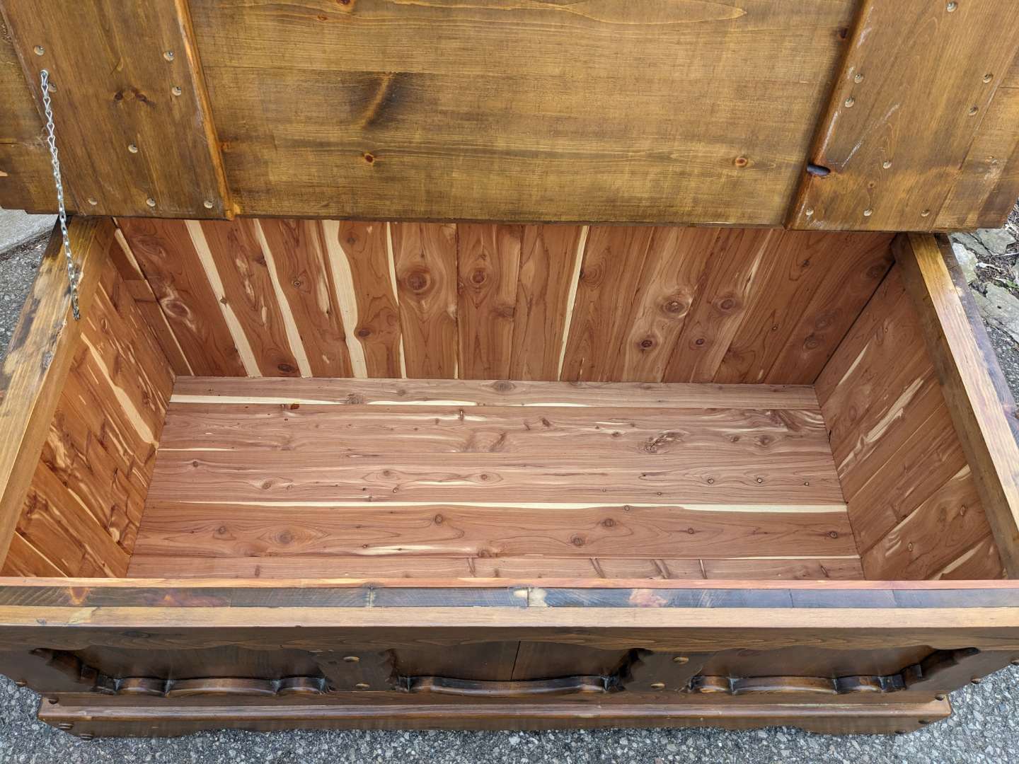 Large Solid Pine Cedar Lined Chest - photo 5