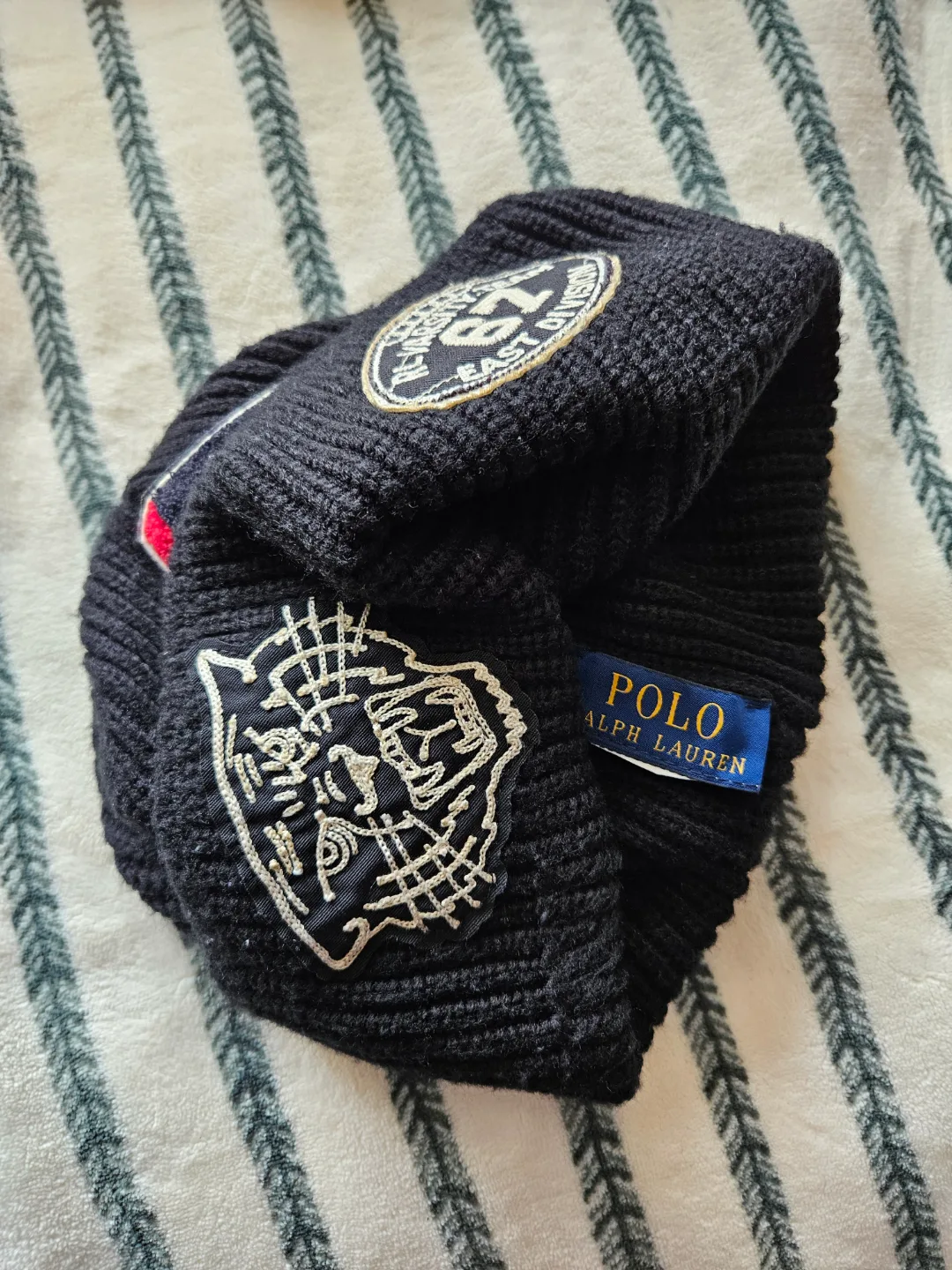 Polo Ralph Lauren Black Knit Beanie with Patches image indicator(3)